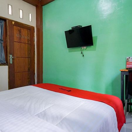 Hotel Reddoorz Syariah Near Bukit Teletubbies Padangsidempuan Exterior foto