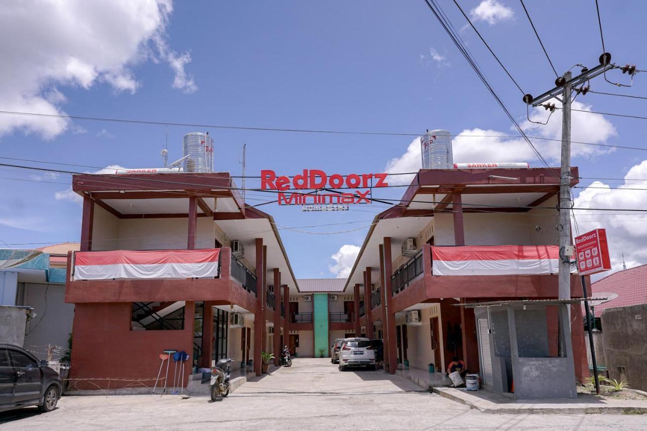 Hotel Reddoorz Syariah Near Bukit Teletubbies Padangsidempuan Exterior foto