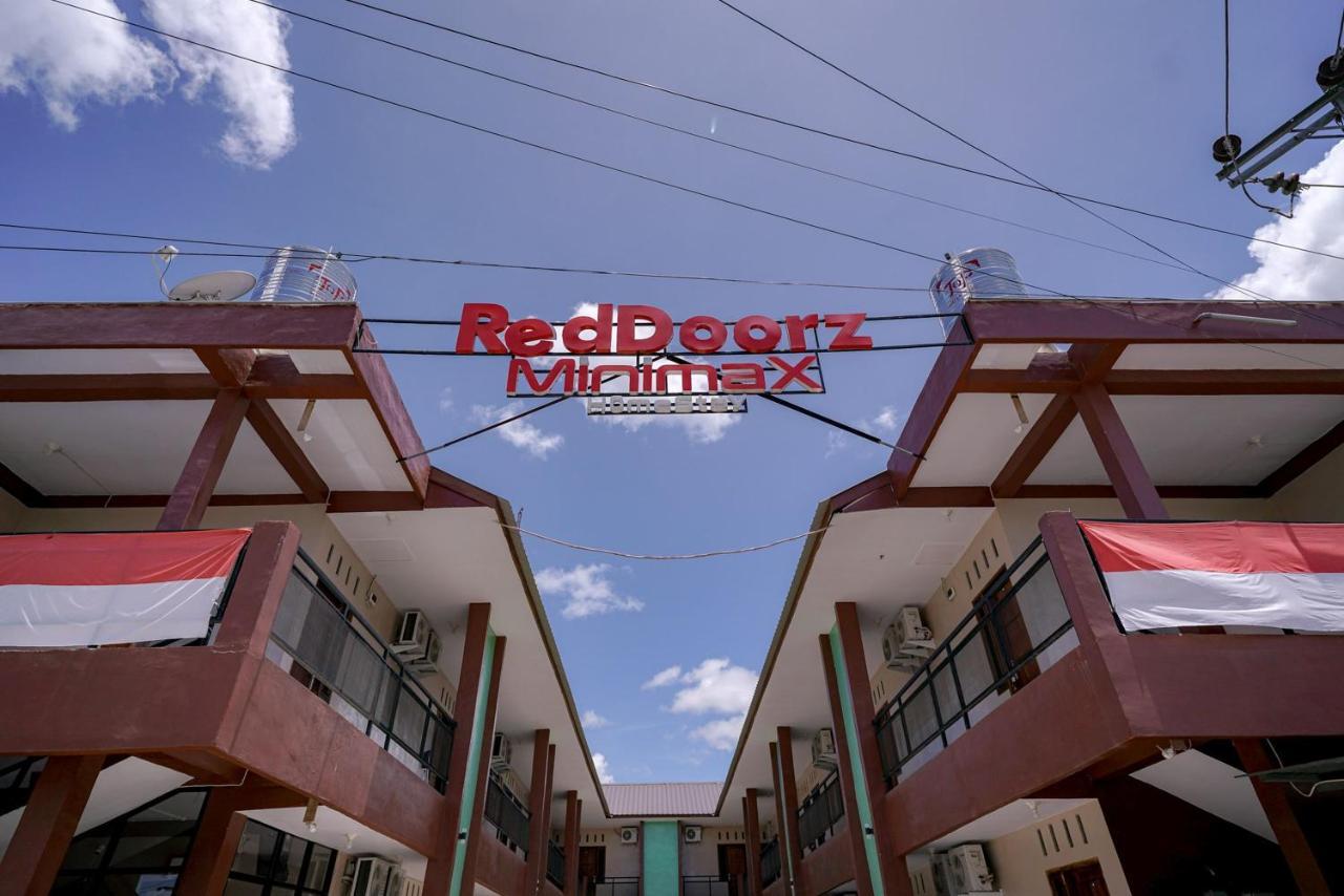 Hotel Reddoorz Syariah Near Bukit Teletubbies Padangsidempuan Exterior foto