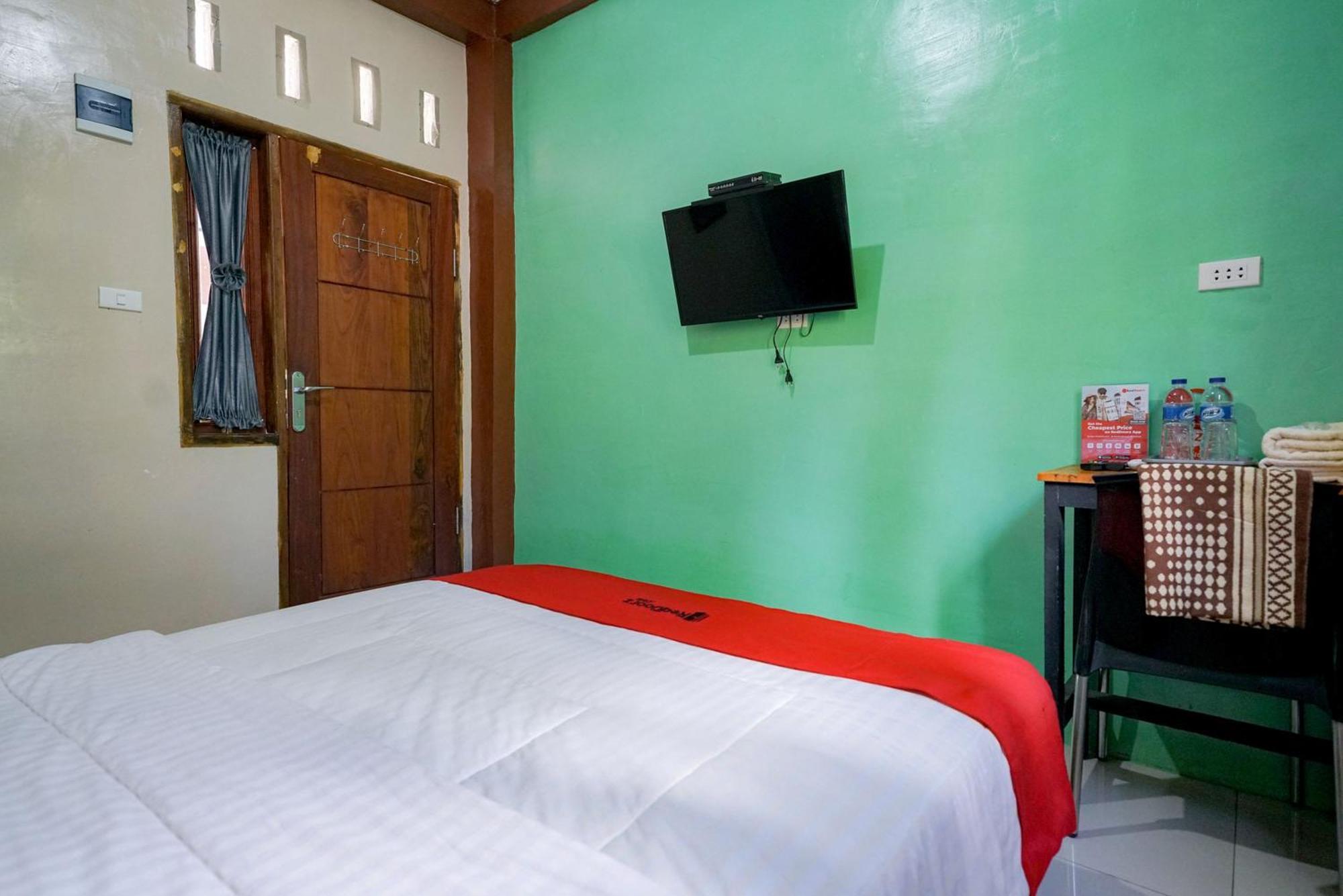 Hotel Reddoorz Syariah Near Bukit Teletubbies Padangsidempuan Exterior foto